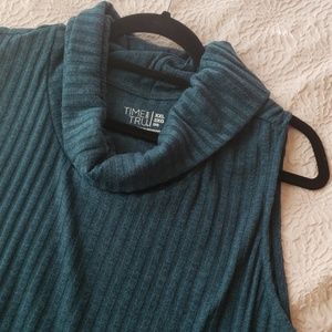 NWOT Cowl Neck Selveeless Top